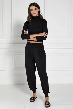 Women Holland Cooper Trousers><noscript><img width=