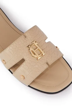 Women Holland Cooper Sandals & Slides><noscript><img width=