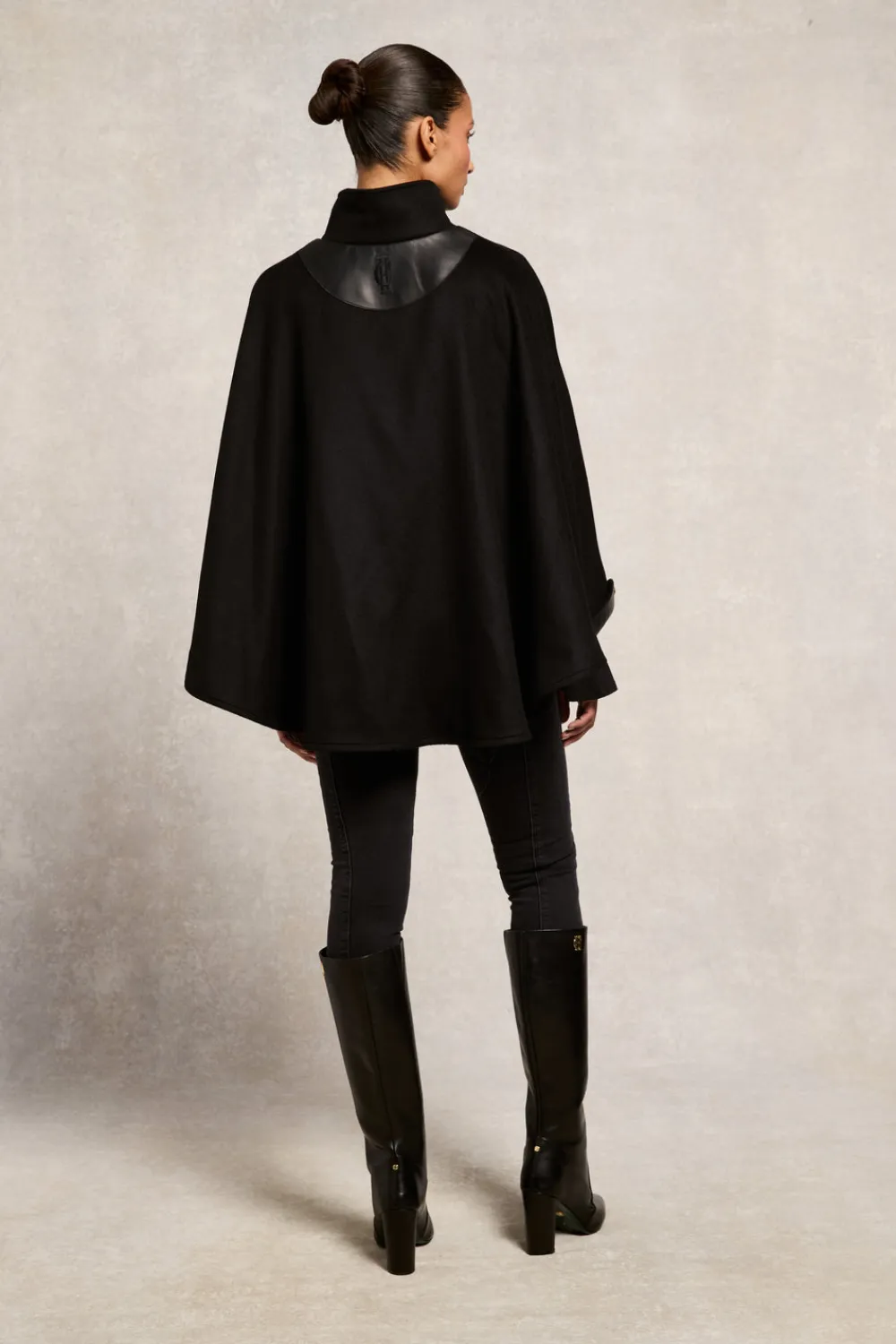 Women Holland Cooper Capes>The Classic Cape